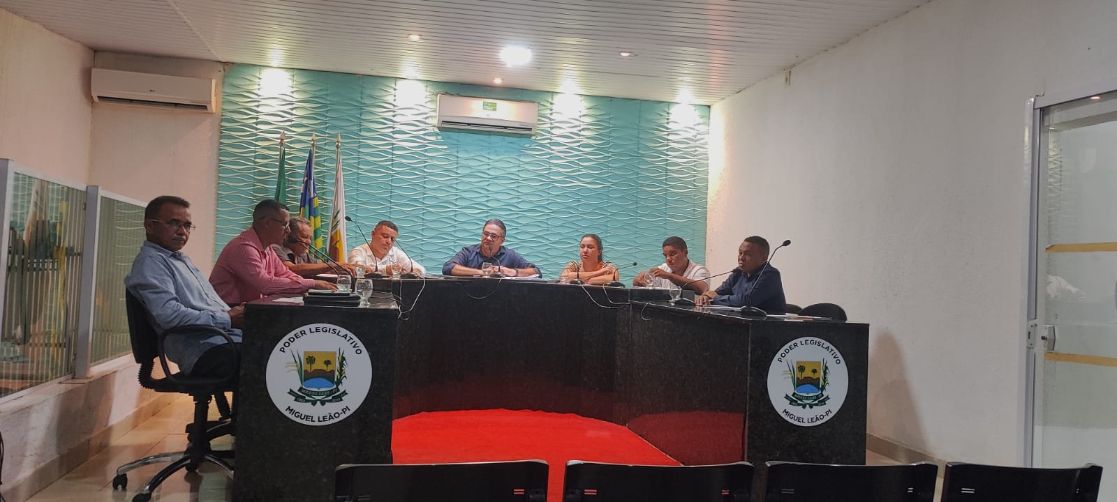 Câmara de Miguel Leão aprova em sessão importantes projetos de interesse publico