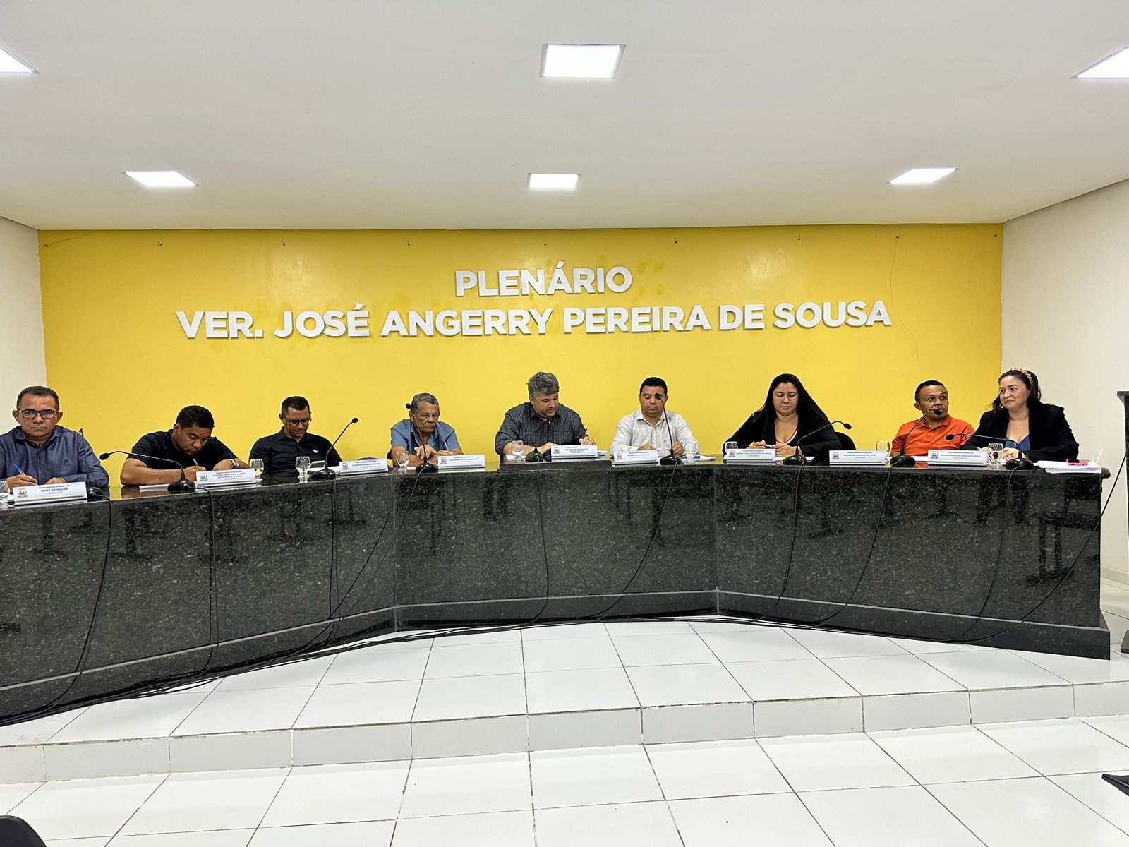 Câmara de Vereadores de Miguel Leão Encerra o Ano Legislativo com Aprovação da LOA 2024